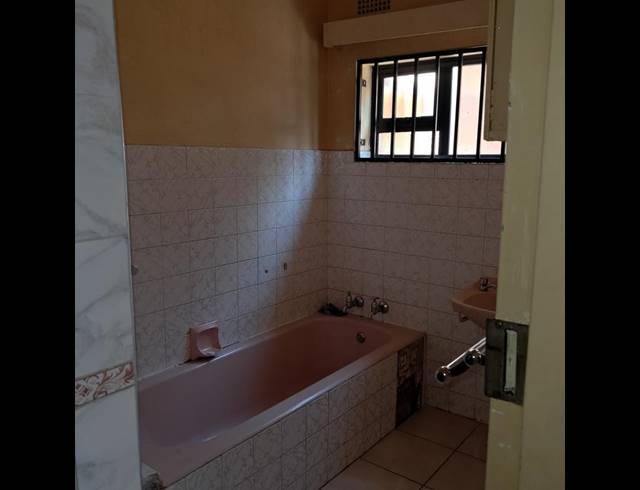 4 BEDROOM PROPERTY TO RENT IN ELSPARK